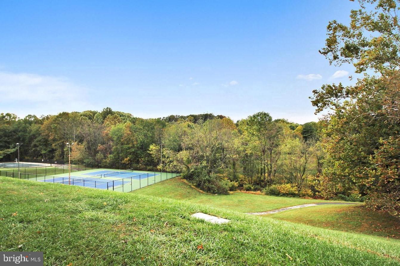 18730 Walkers Choice Rd #2 Property Photo 11