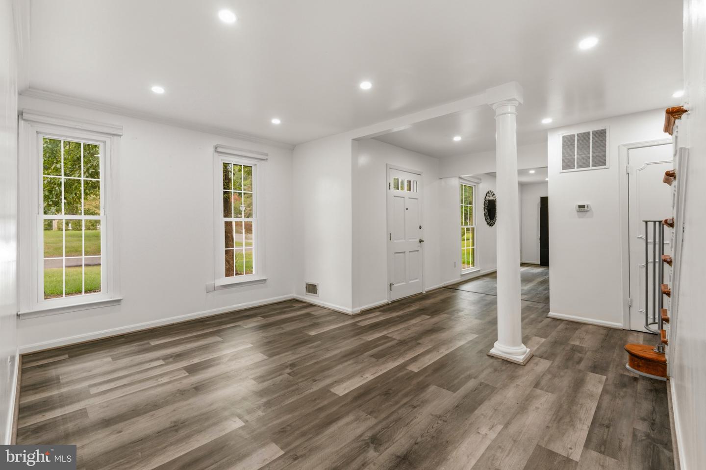 14109 Sturtevant Property Photo 8