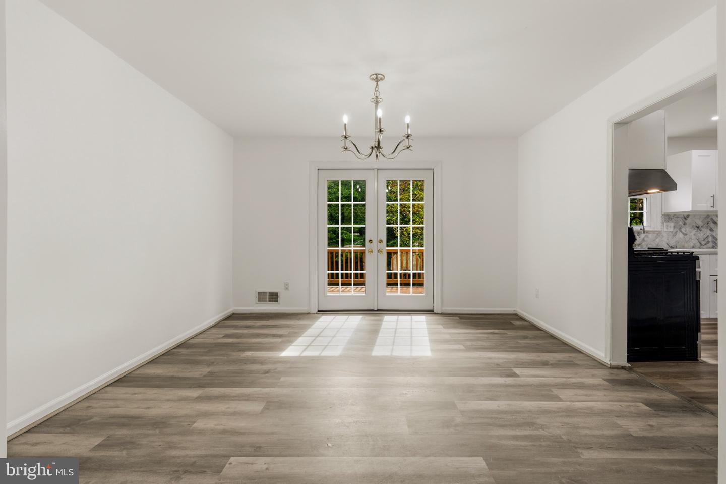 14109 Sturtevant Property Photo 11