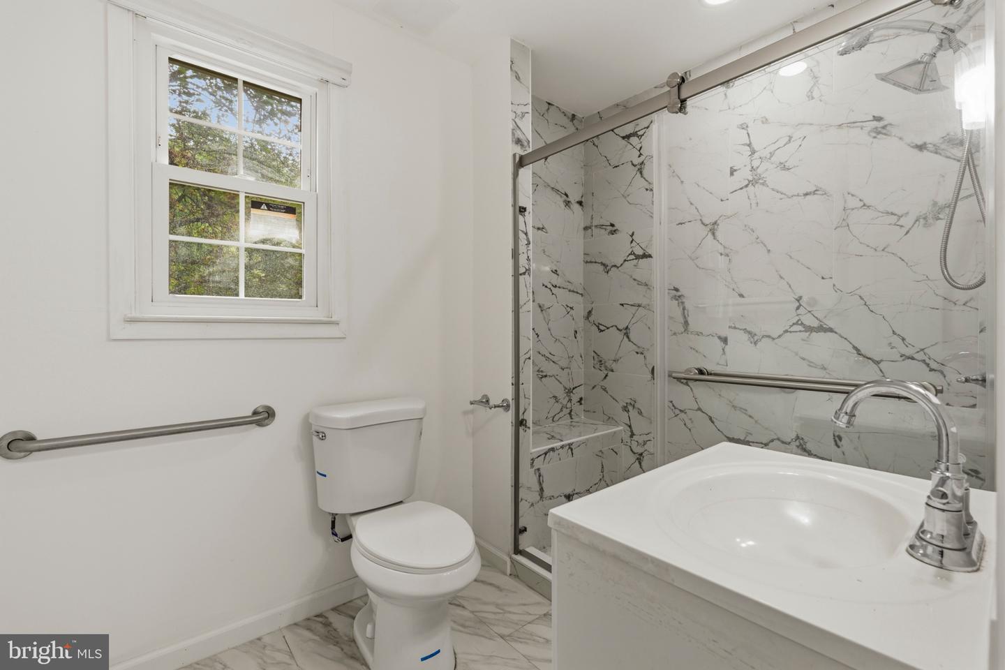 14109 Sturtevant Property Photo 13