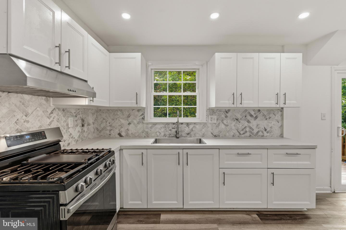 14109 Sturtevant Property Photo 17