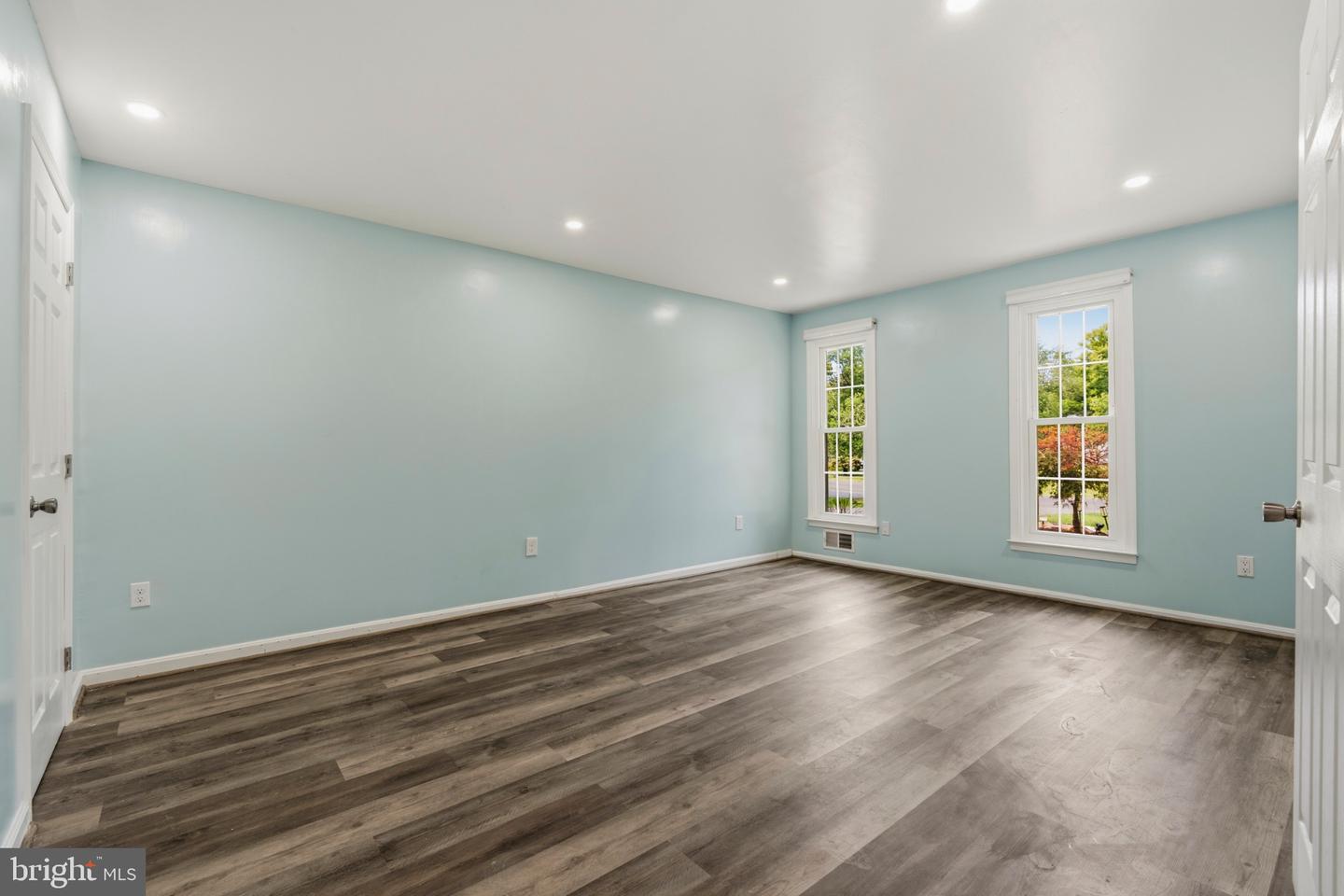 14109 Sturtevant Property Photo 47