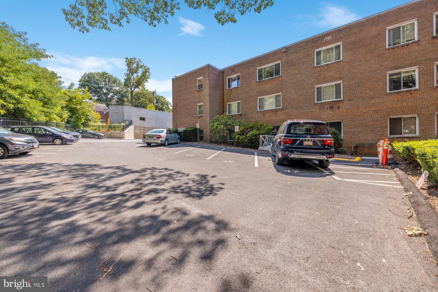 95 E Wayne Ave #305 Property Photo 25