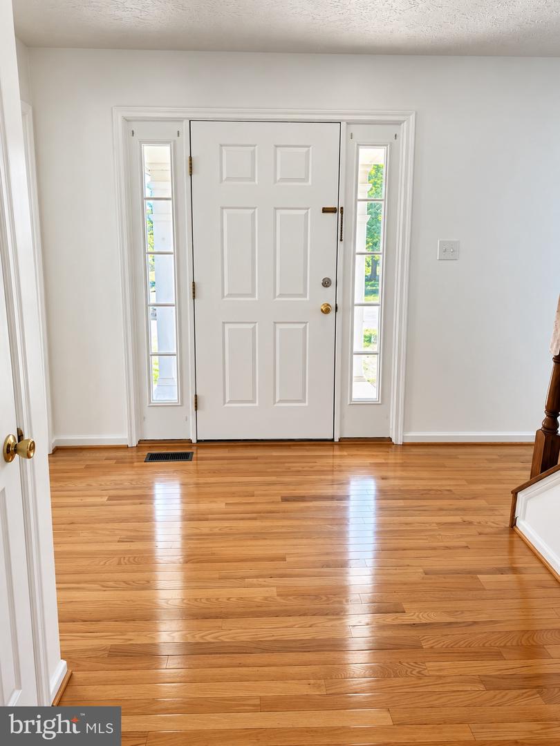 17213 Spates Hill Rd Property Photo 6