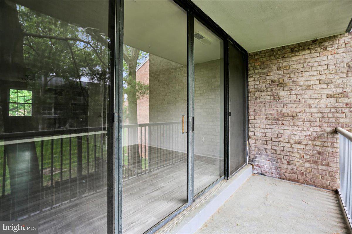 726 Quince Orchard Blvd #726-102 Property Photo 32
