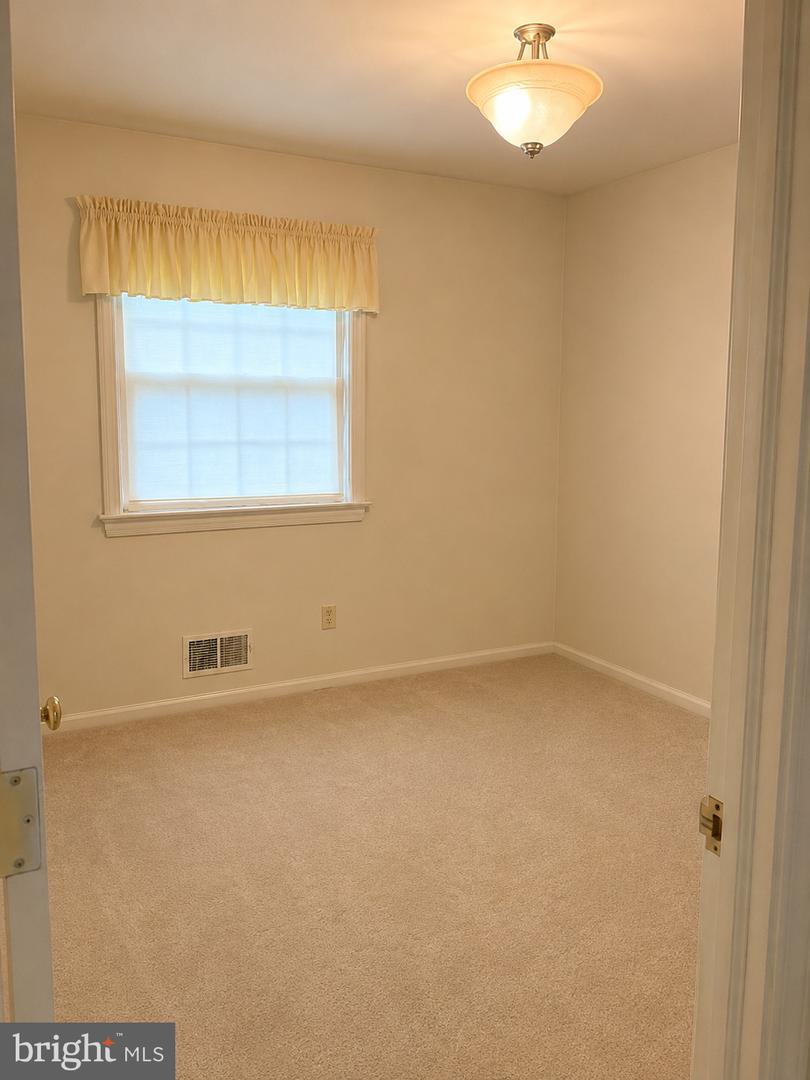 13233 Clifton Rd Property Photo 13