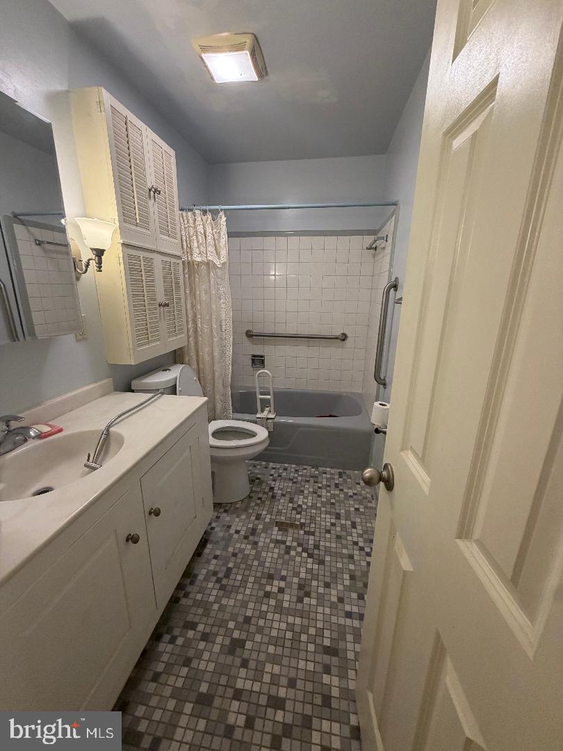 13233 Clifton Rd Property Photo 14