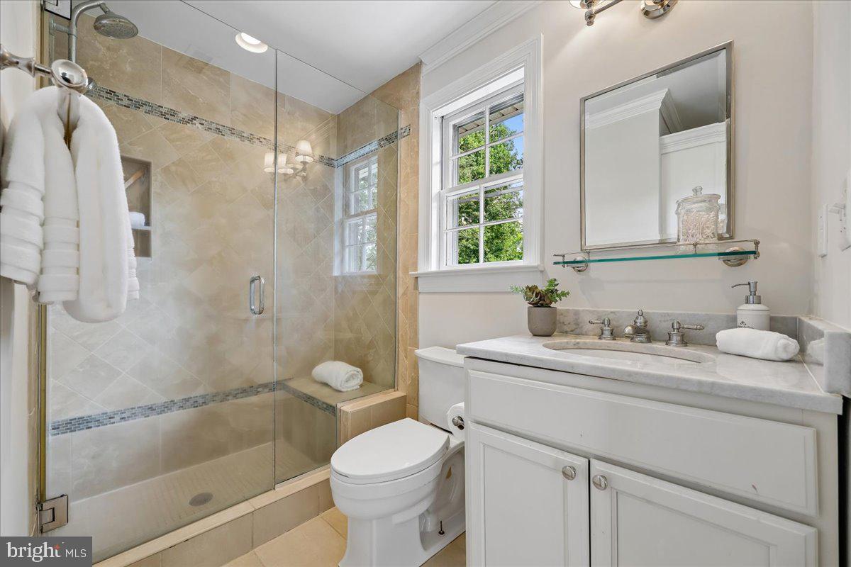 9323 Overlea Dr Property Photo 17