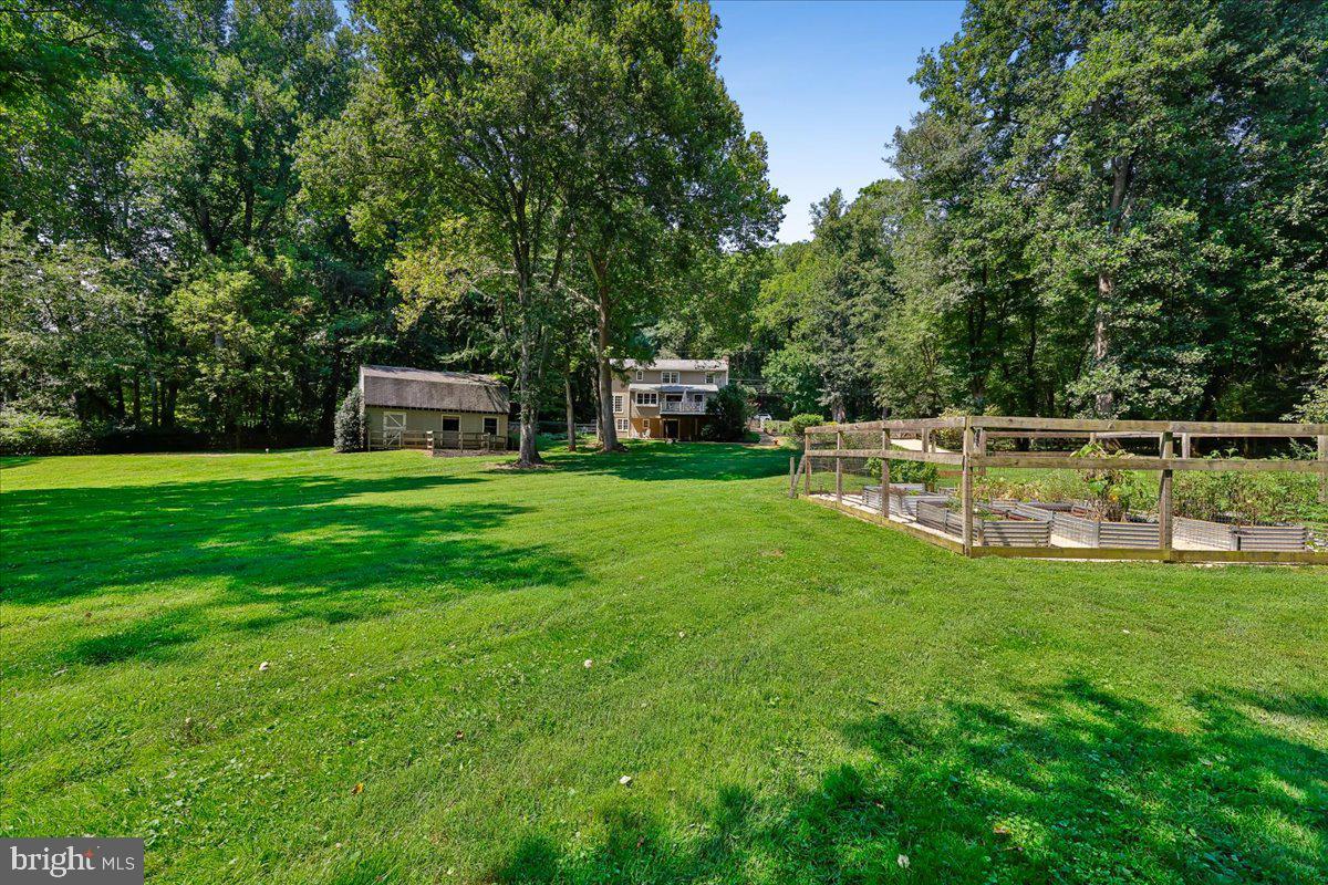 9323 Overlea Dr Property Photo 48