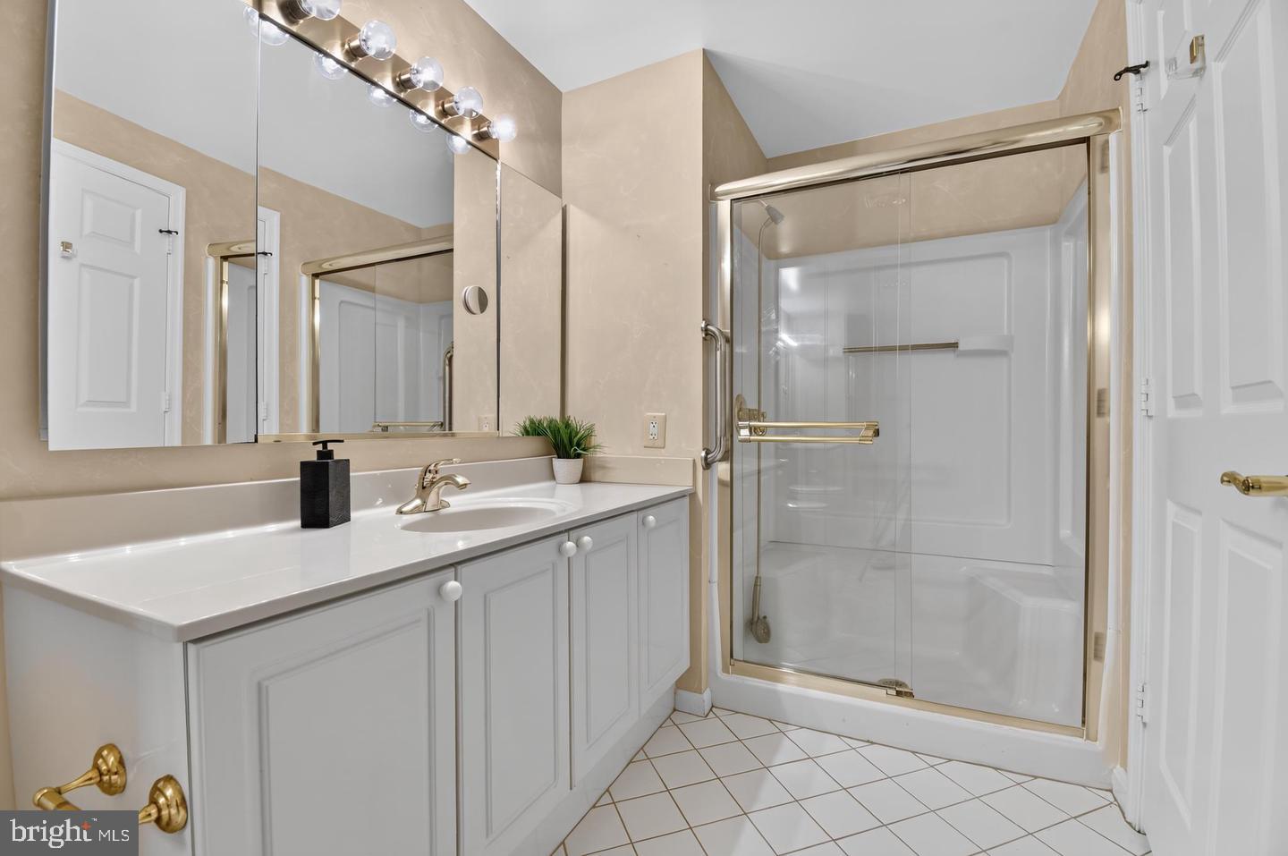 3005 S Leisure World Blvd S #304 Property Photo 19