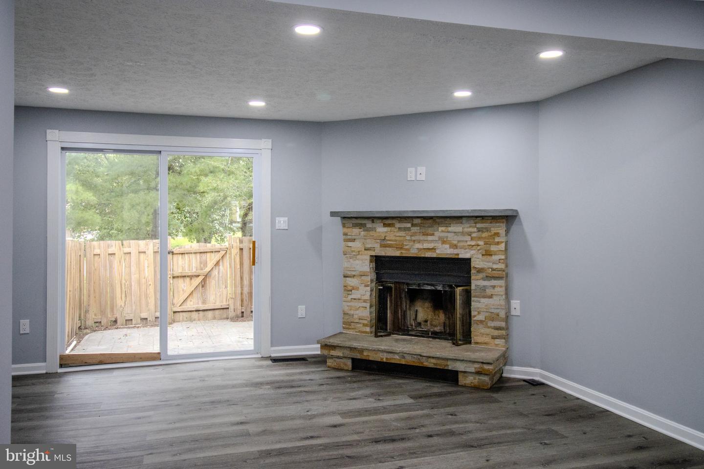 11705 Zebrawood Ct Property Photo 18