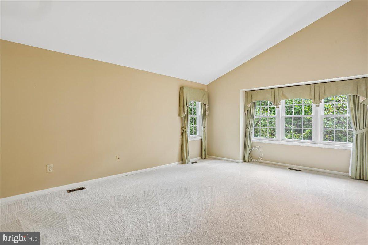 8912 Barrowgate Ct Property Photo 12