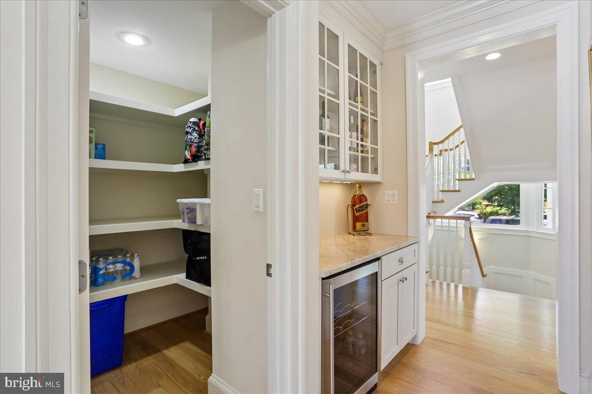 7800 Radnor Rd Property Photo 31