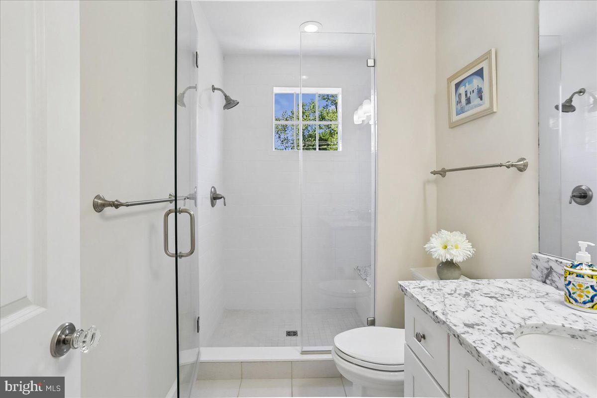 7800 Radnor Rd Property Photo 52