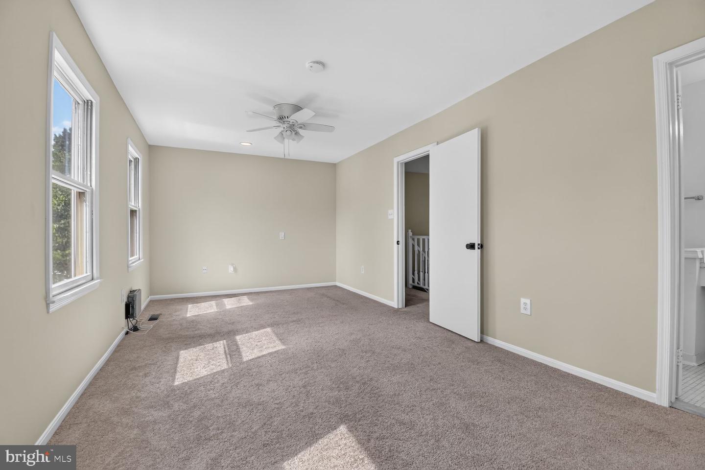 7768 Heatherton Ln Property Photo 21
