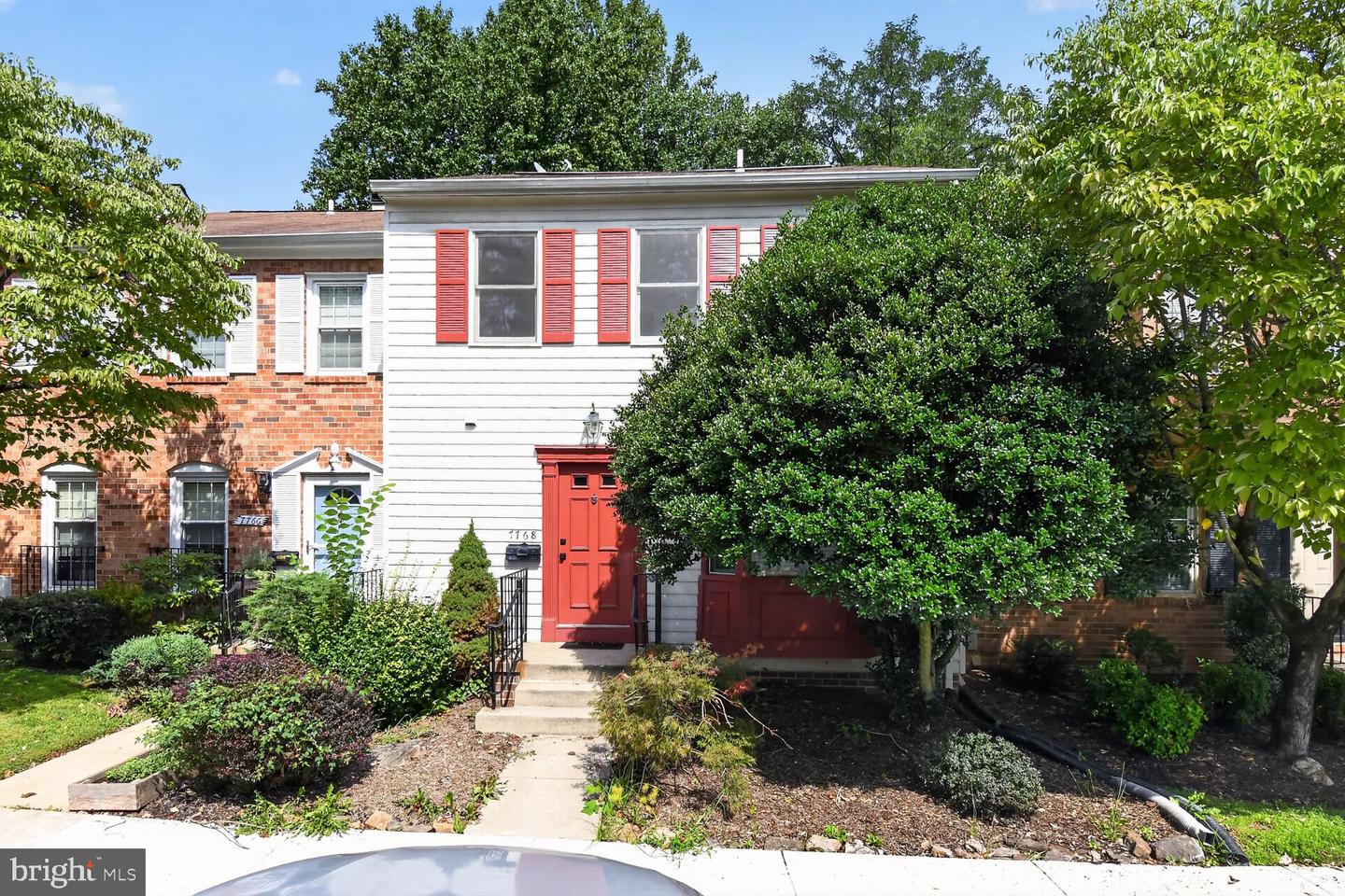 7768 Heatherton Ln Property Photo 33