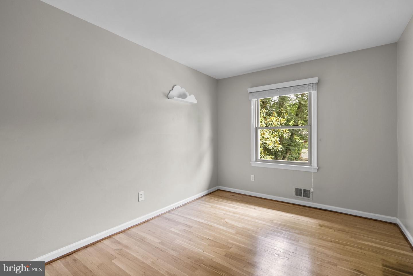 822 Loxford Ter Property Photo 29