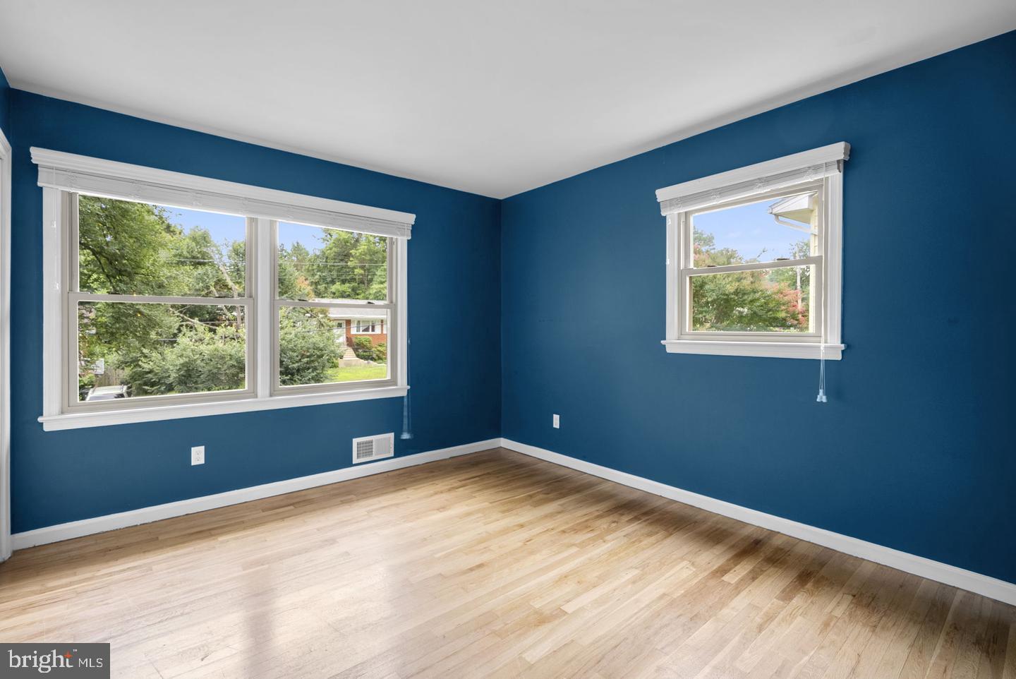 822 Loxford Ter Property Photo 32