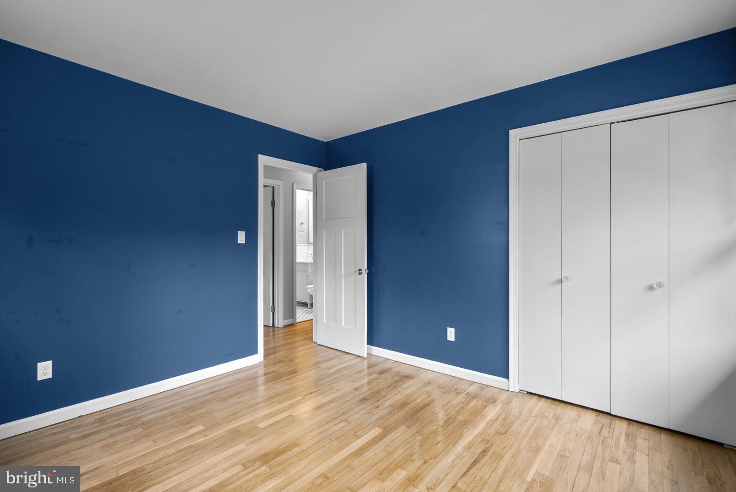 822 Loxford Ter Property Photo 33