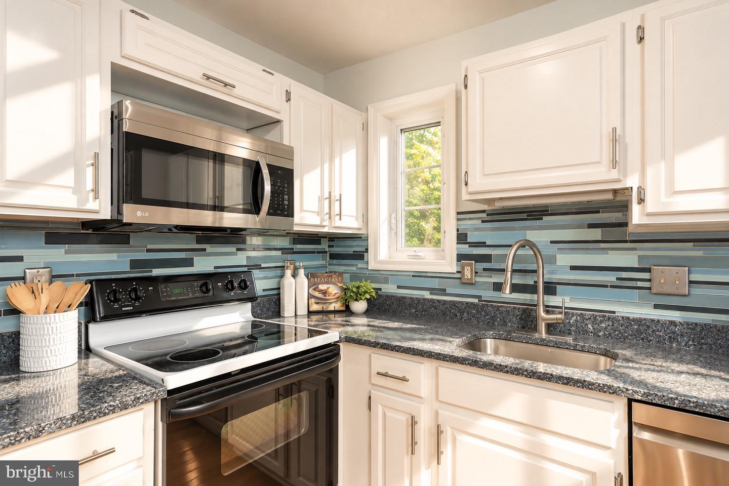 6701 Kenwood Forest Ln #51 Property Photo 13