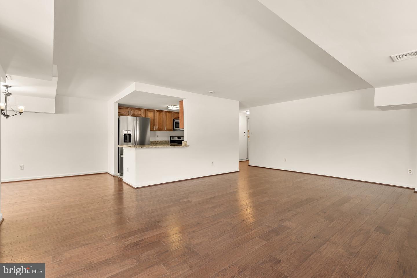 5100 Dorset Ave #100 Property Photo 3