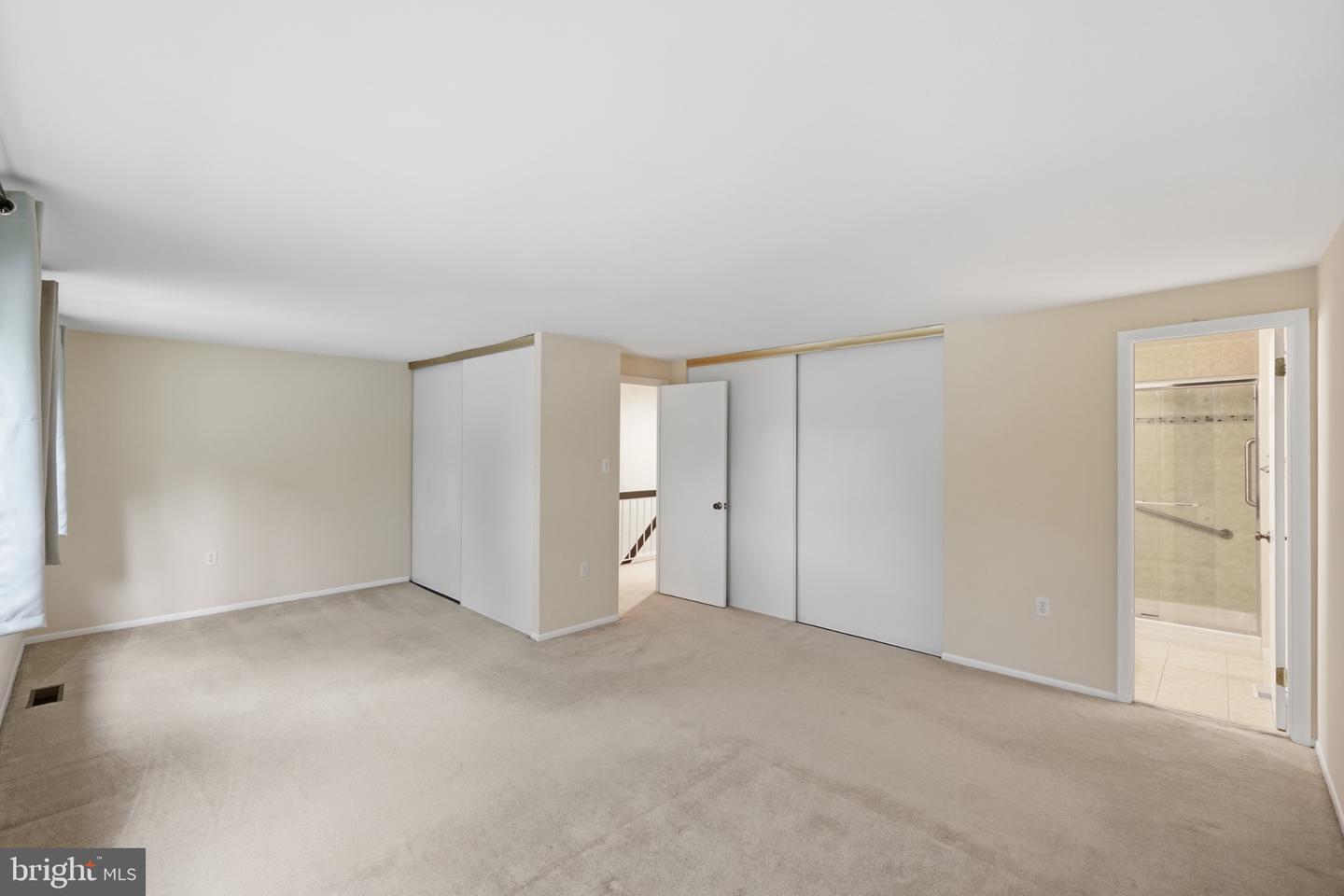 8918 Centerway Rd Property Photo 13
