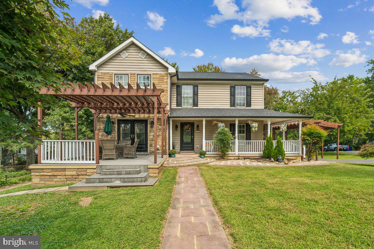 11201 Midvale Rd Property Photo 1