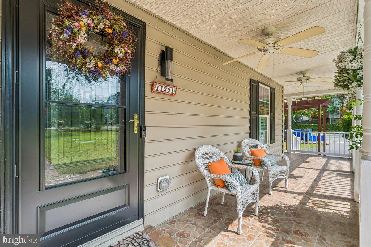 11201 Midvale Rd Property Photo 4