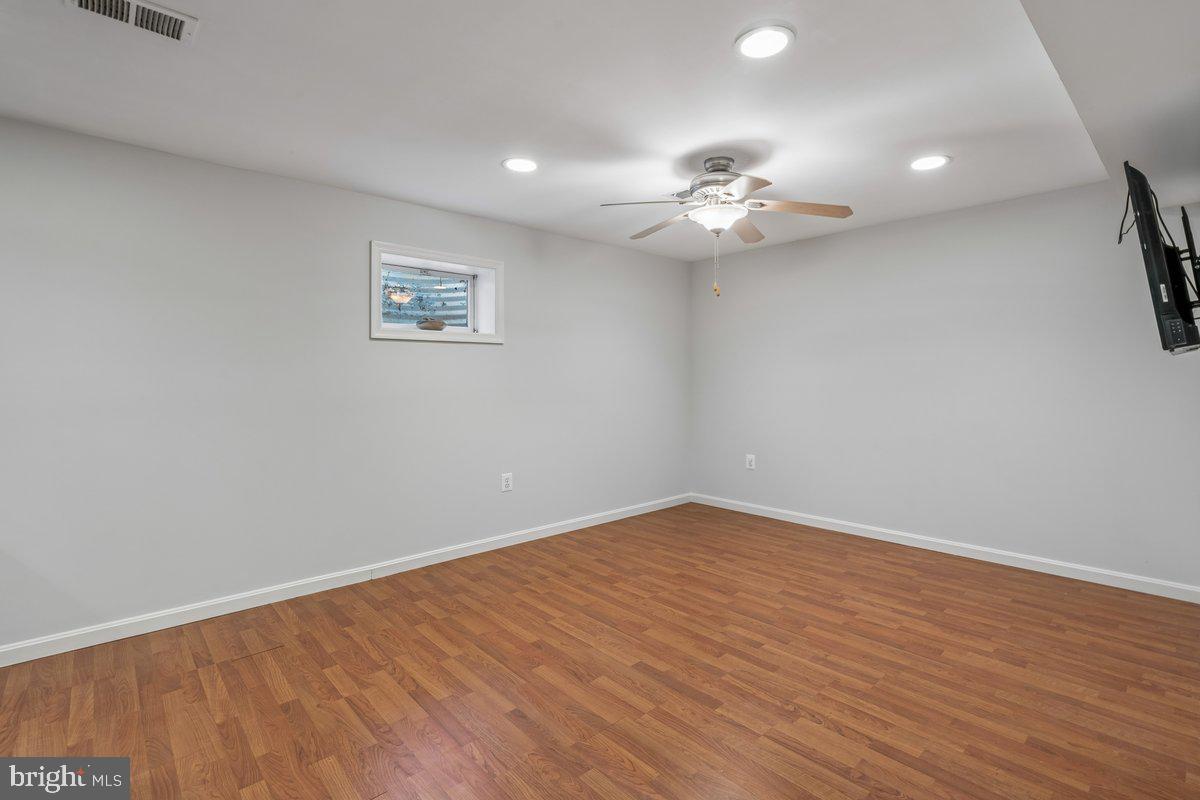 11201 Midvale Rd Property Photo 32