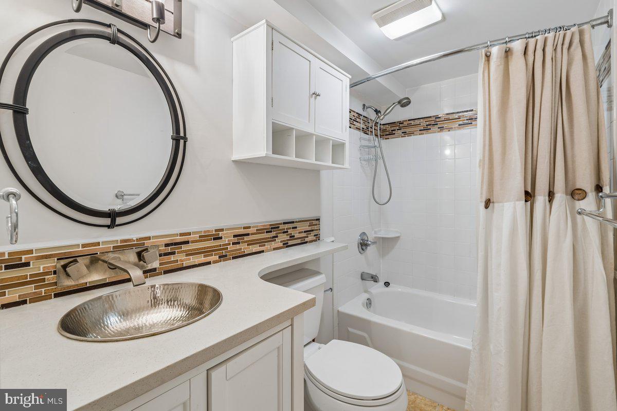 11201 Midvale Rd Property Photo 36