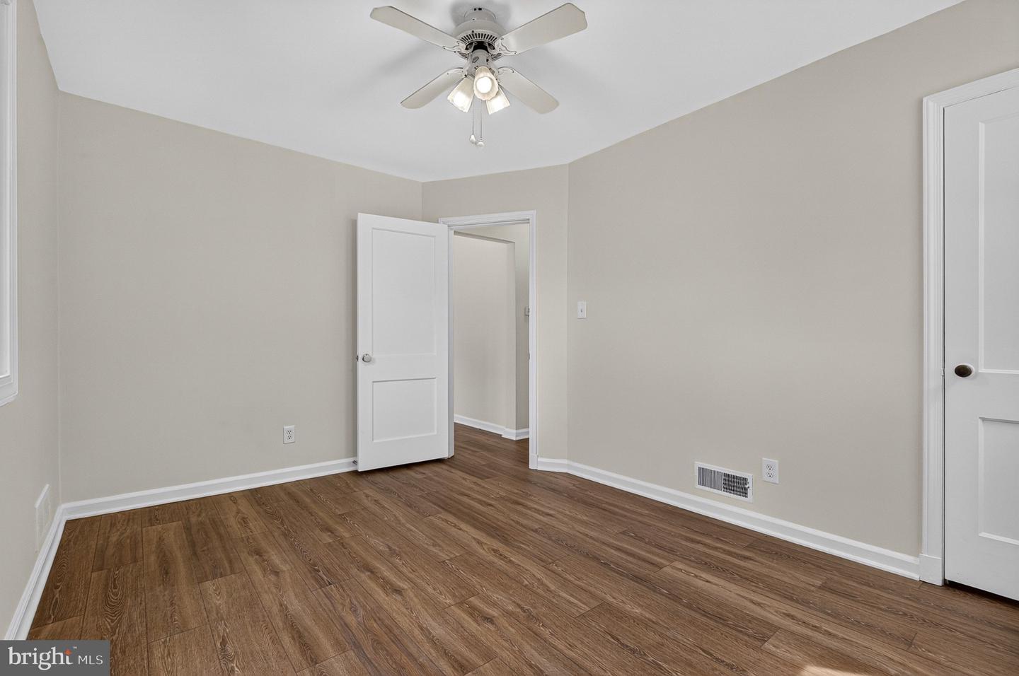 11852 Huggins Dr Property Photo 9