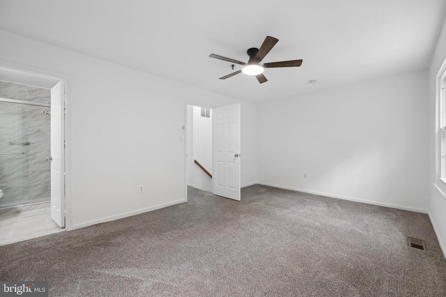 3015 Mozart Dr Property Photo 35