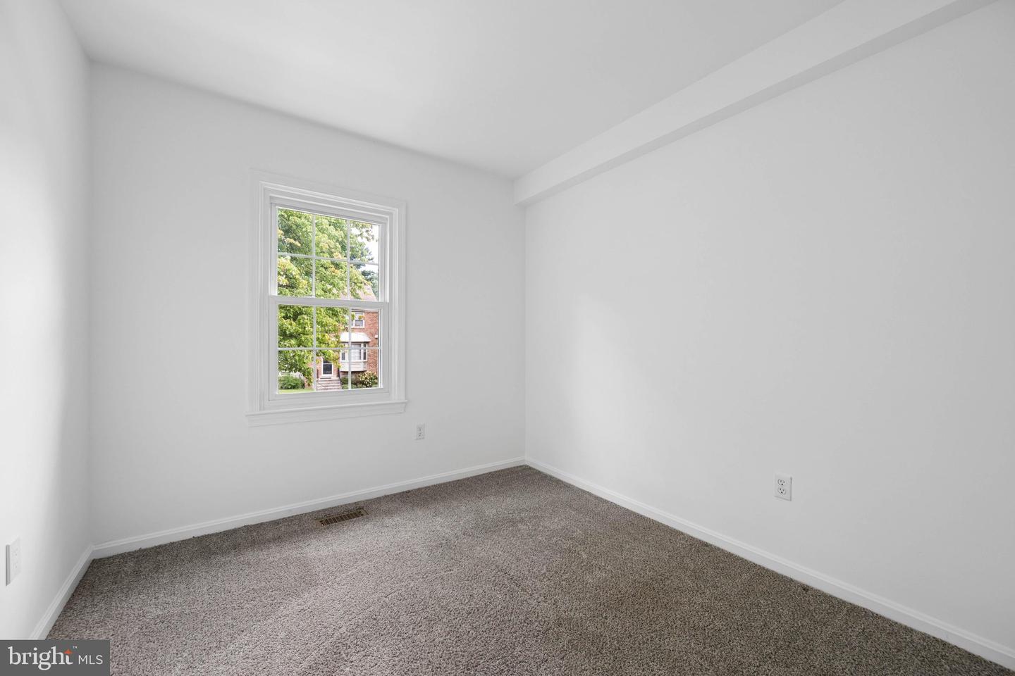 3015 Mozart Dr Property Photo 39