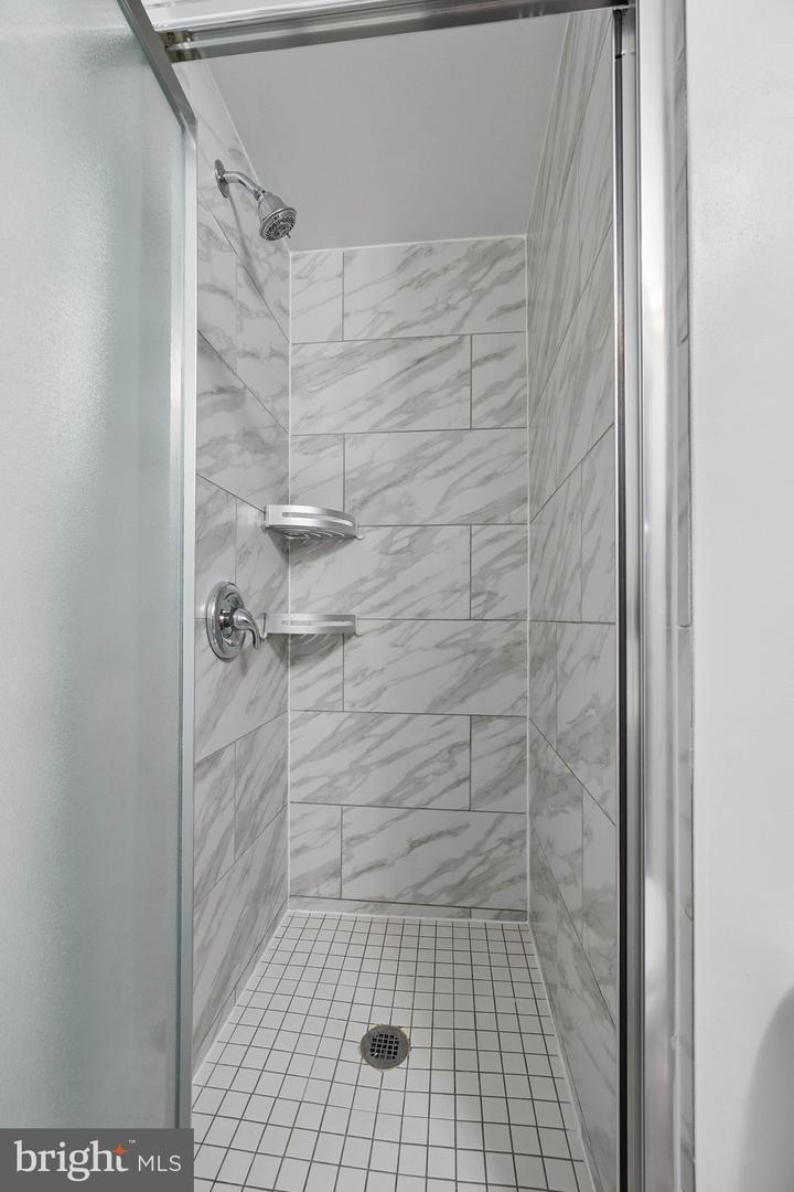 3015 Mozart Dr Property Photo 51