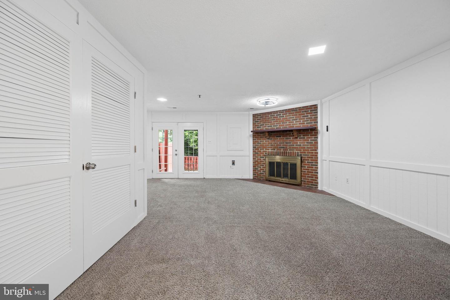 3015 Mozart Dr Property Photo 52