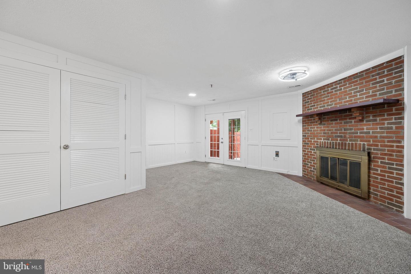 3015 Mozart Dr Property Photo 54