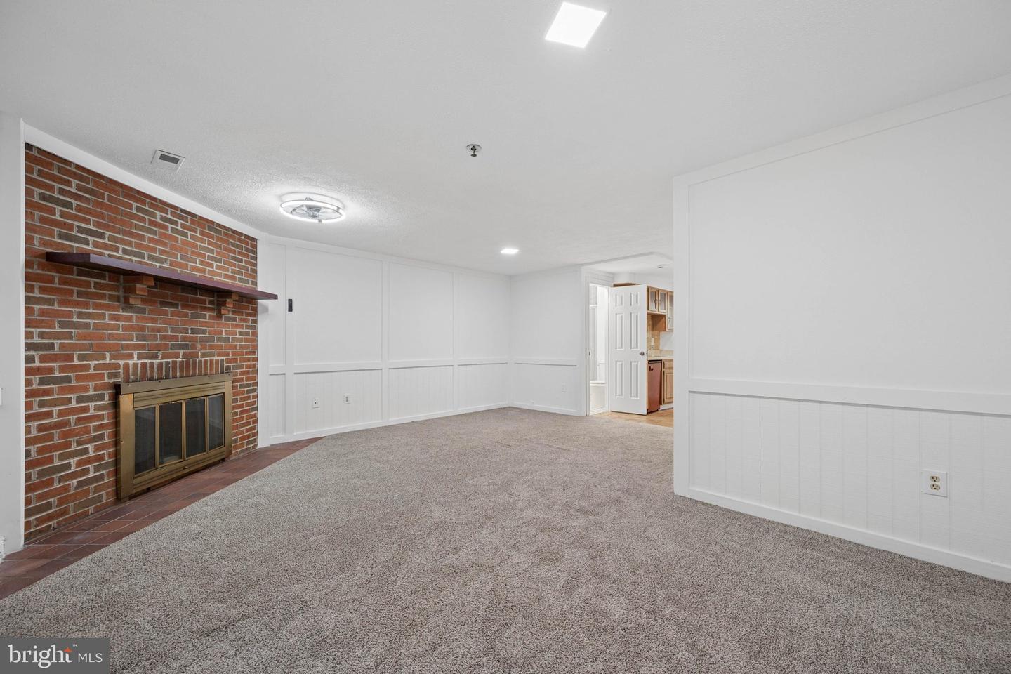 3015 Mozart Dr Property Photo 56