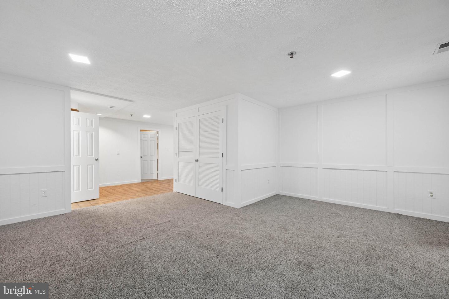 3015 Mozart Dr Property Photo 57