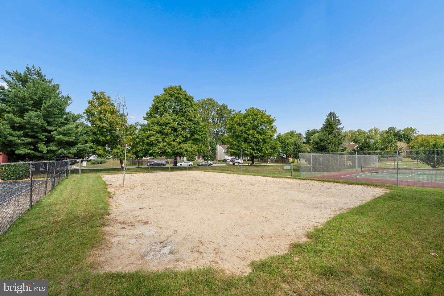 3015 Mozart Dr Property Photo 89