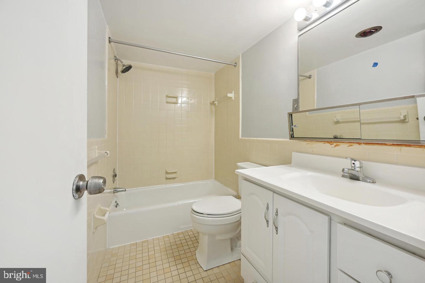 5101 River Rd W #1912 Property Photo 11