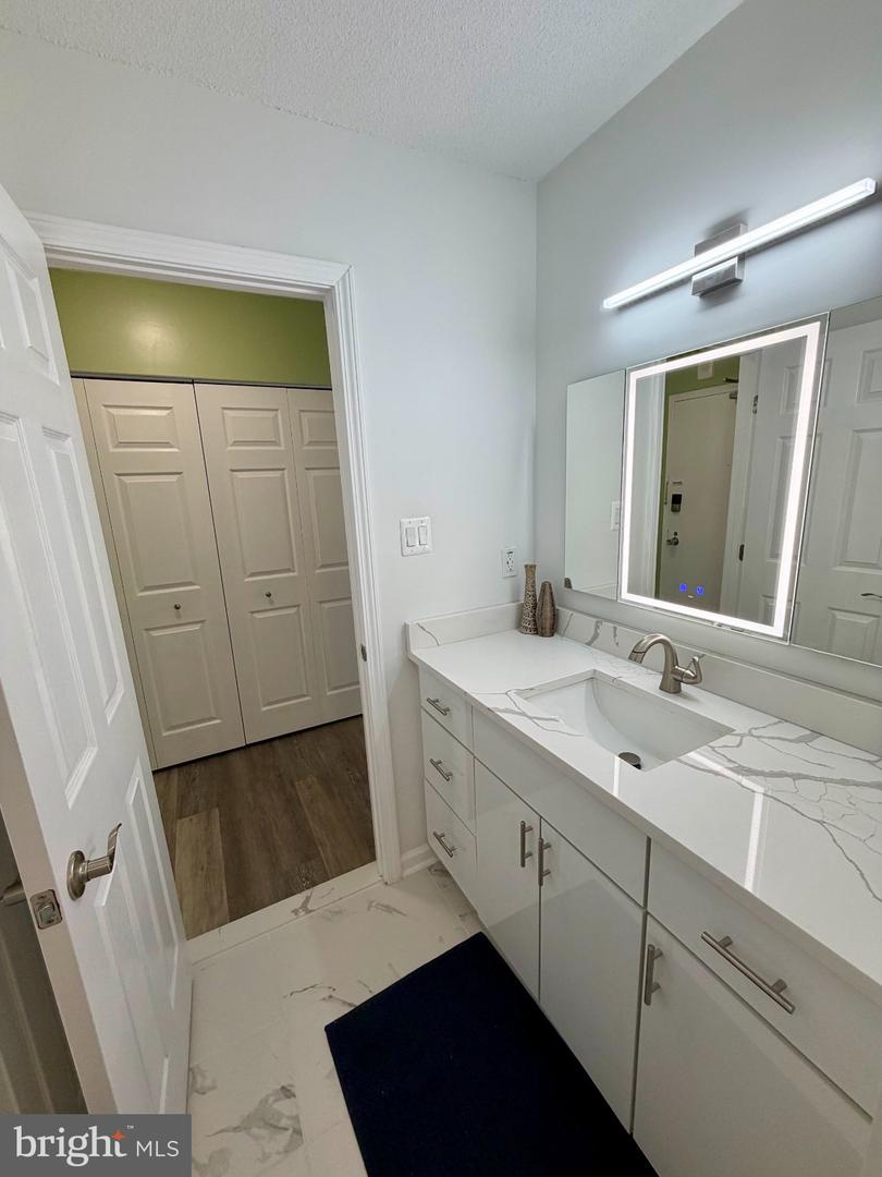 5500 Friendship Blvd #1224n Property Photo 14