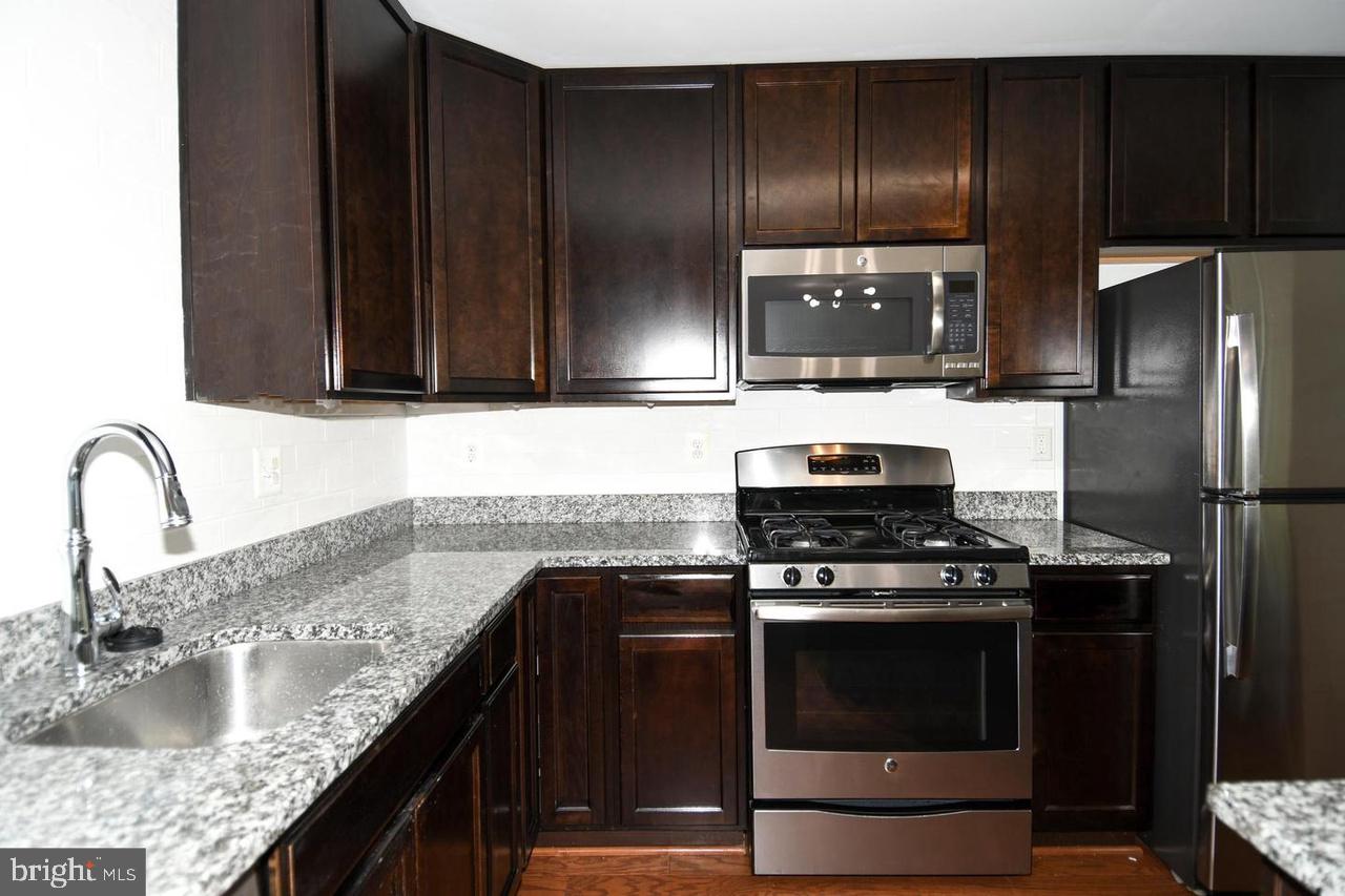 22618 Majestic Elm #57 Property Photo 16