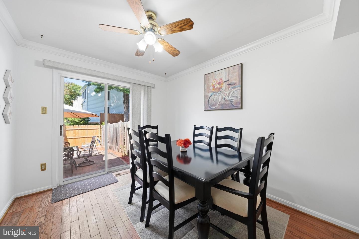 17516 Longview Ln Property Photo 8