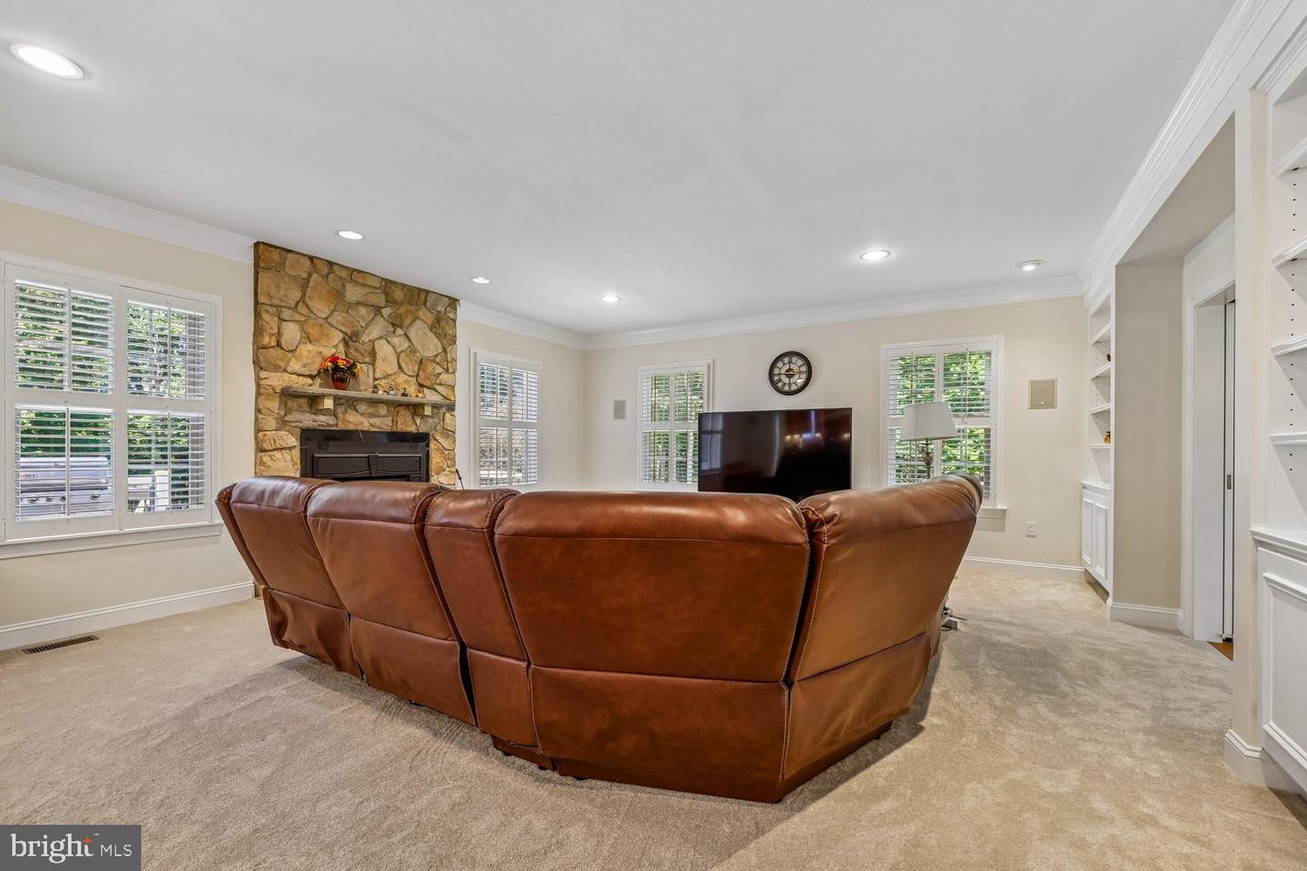 21628 Ripplemead Dr Property Photo 44