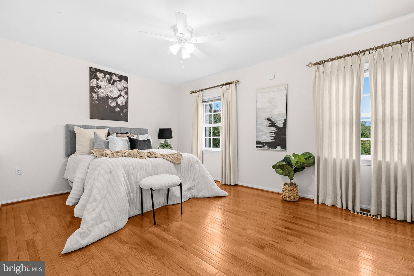 734 Azalea Dr #11-734 Property Photo 18