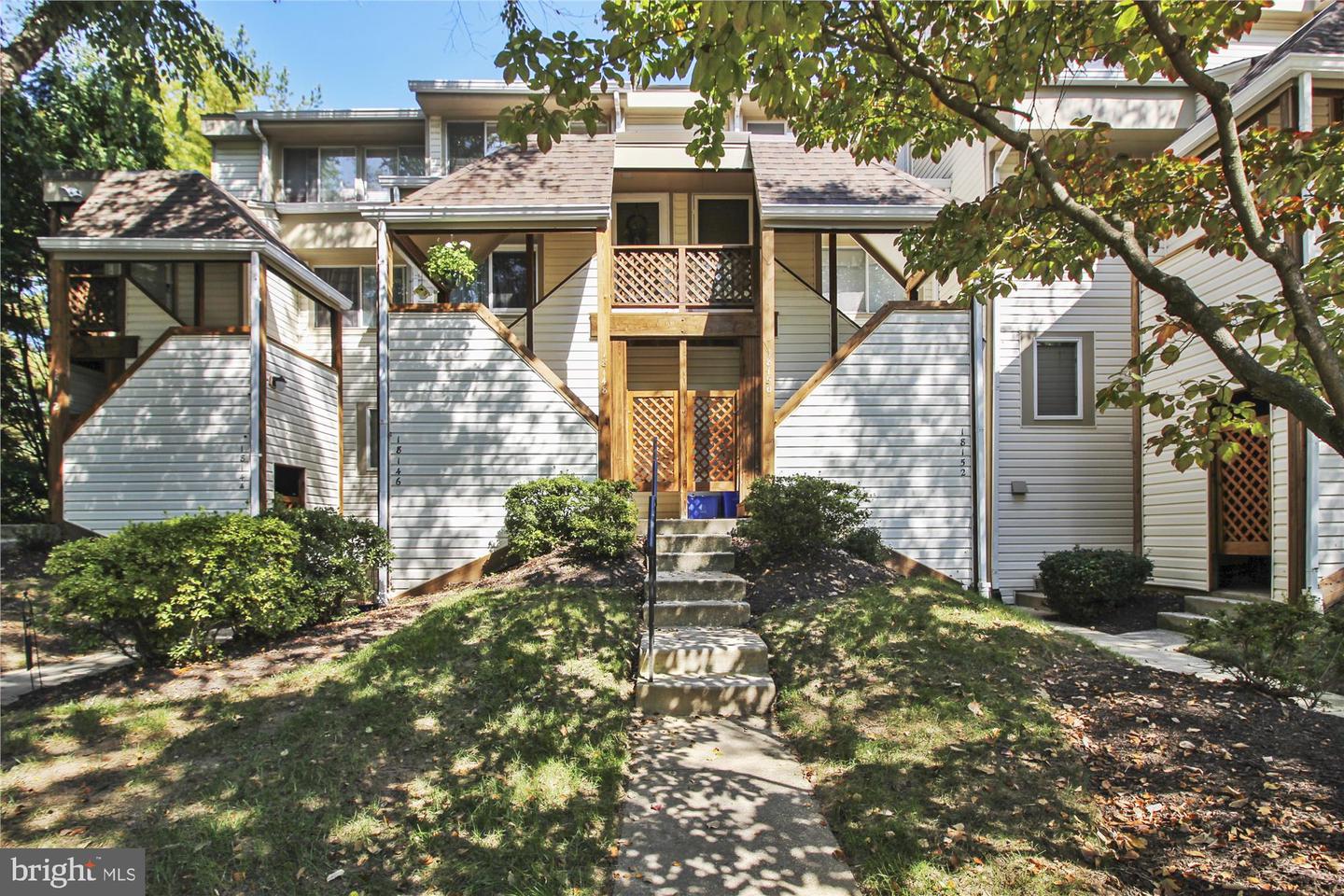 18148 Windsor Hill Dr #202b Property Photo 1