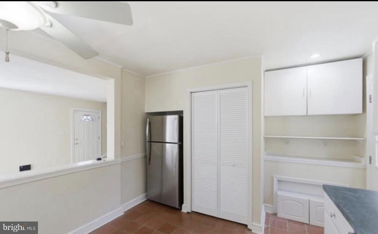10626 S Dunmoor Dr Property Photo 4