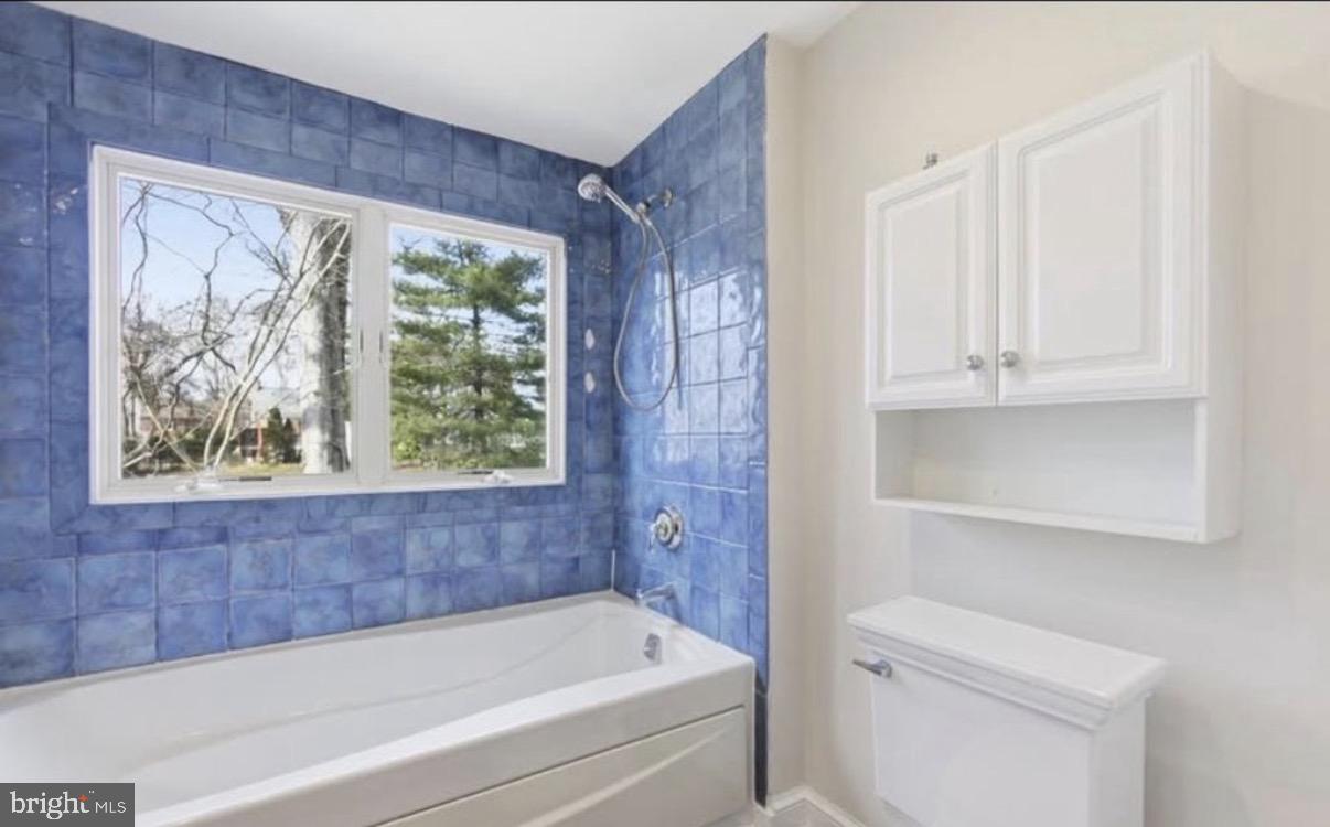 10626 S Dunmoor Dr Property Photo 8