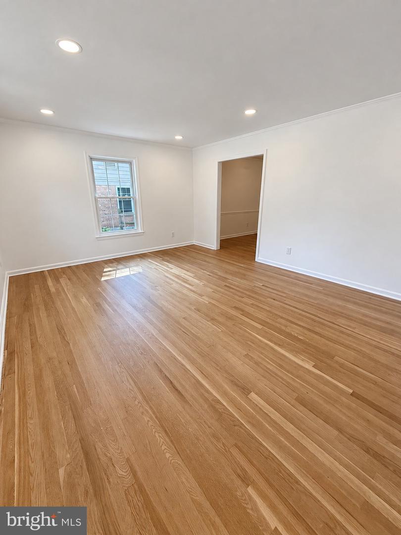 11906 Henry Fleet Dr Property Photo 16