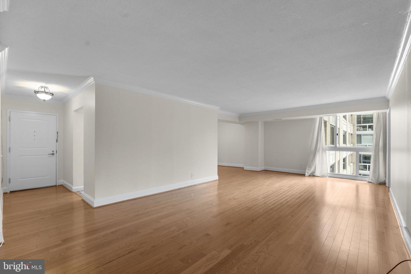 4601 N Park Ave #613 Property Photo 3